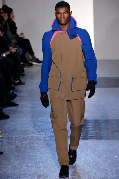 Look 34